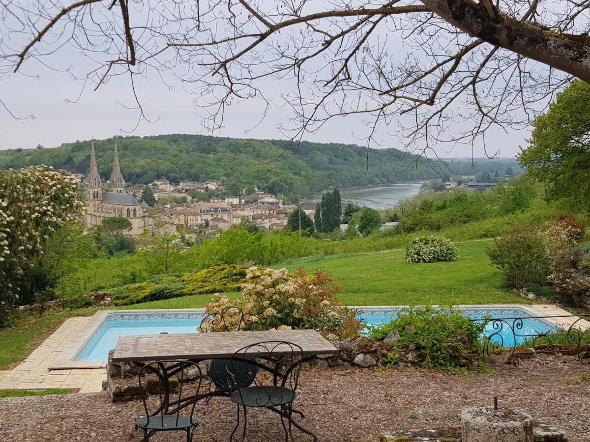 Les 4 Elements St Emilion Bed & Breakfast Branne  Exterior photo